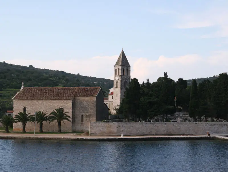 Sv. Jere na Prirovu, pogled s mora